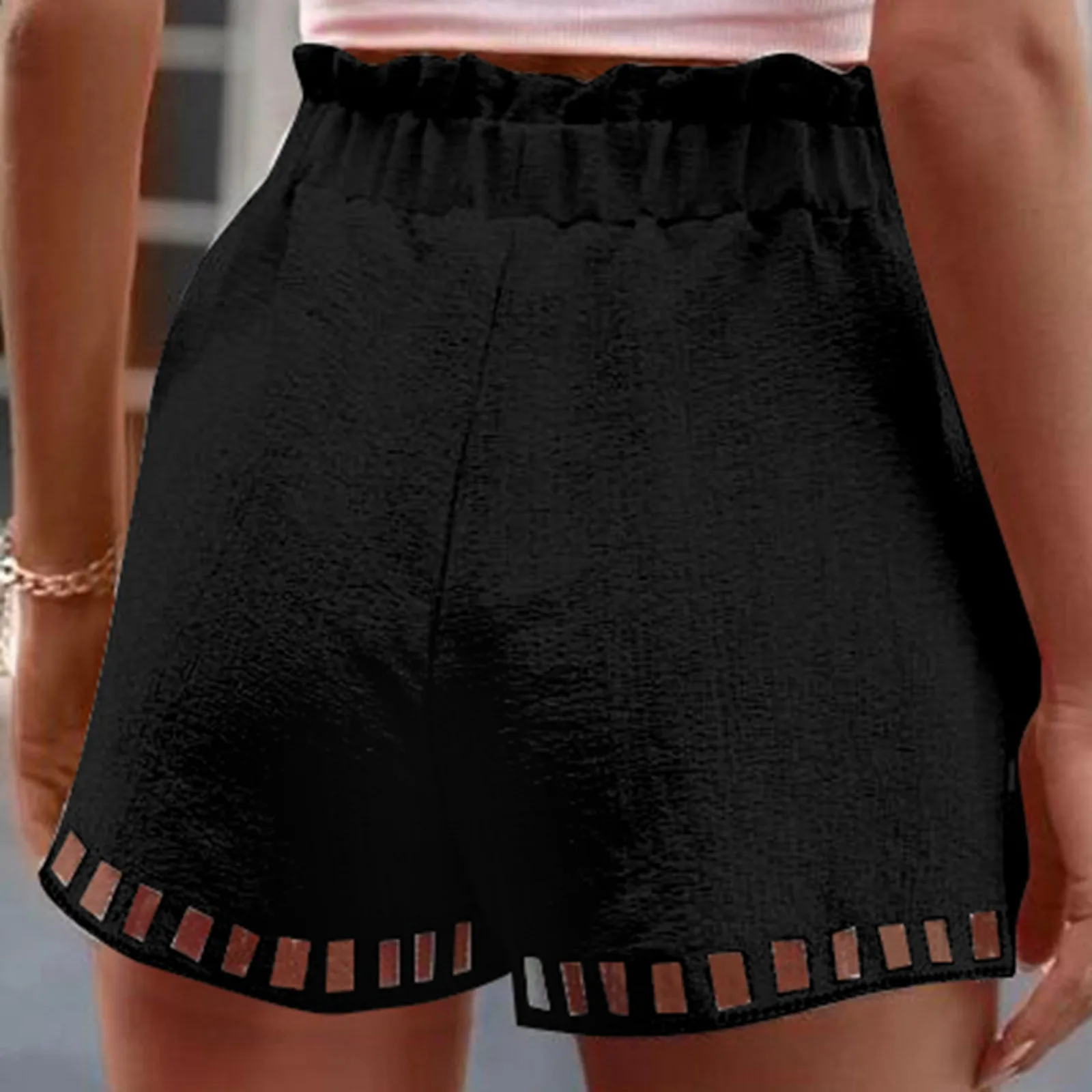 Chic Women's Hollow Out Pocket Waist Shorts - image 2